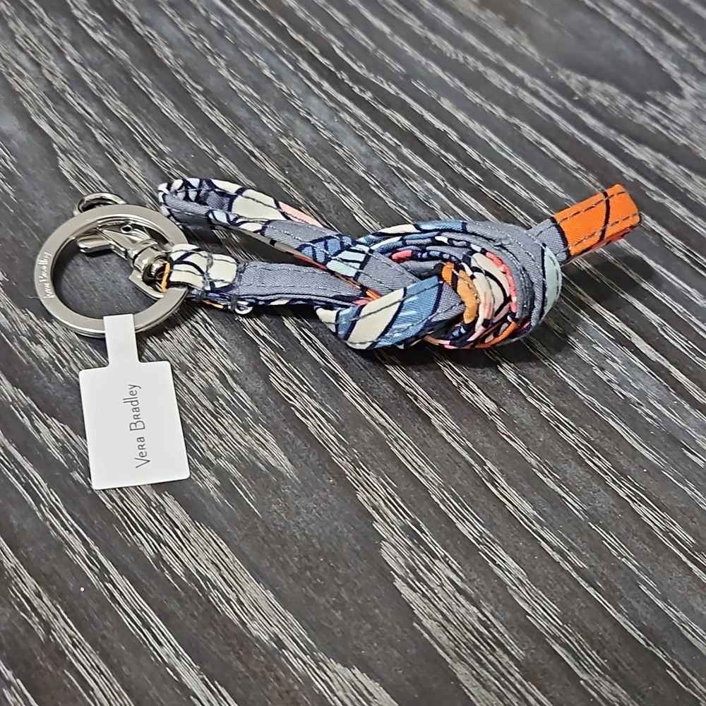 Ver Bradley lanyard